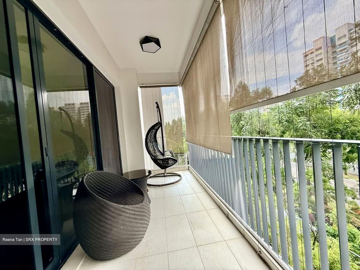 Jewel @ Buangkok (D19), Condominium #579188111